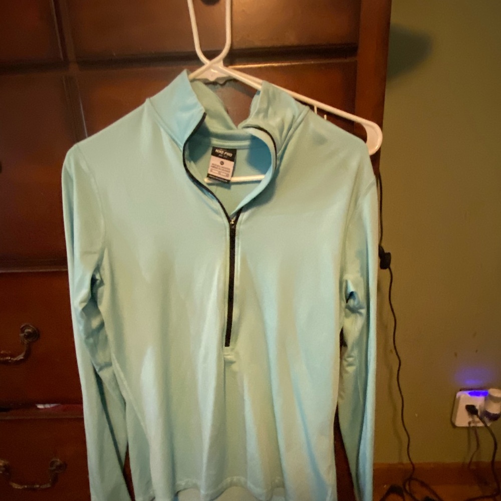 Nike Pro quarter Zip drive fit top